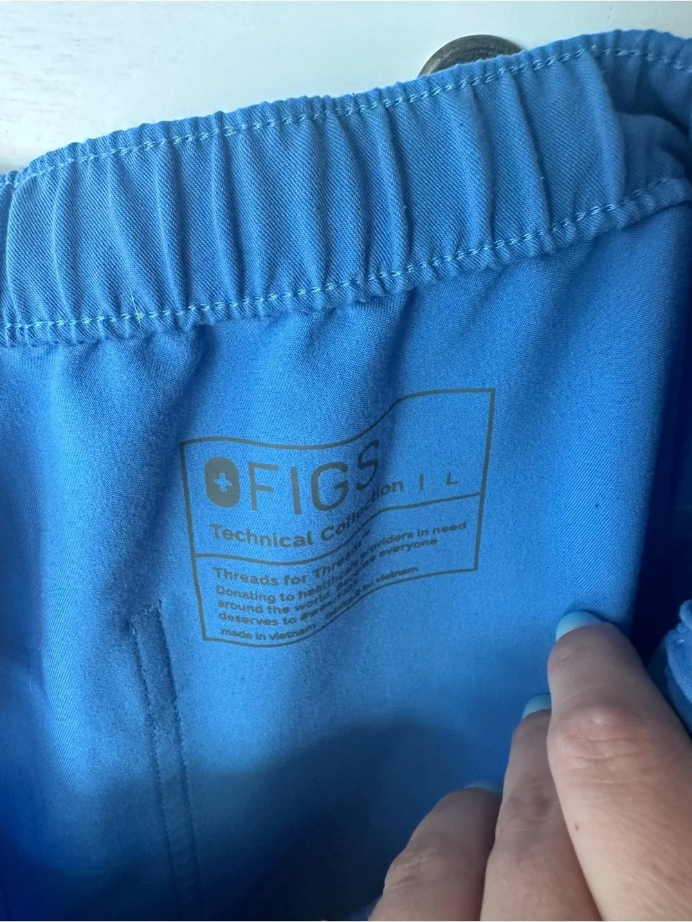 Figs Men's Cairo Cargo Scrub Pants Ceil Blue - Size L